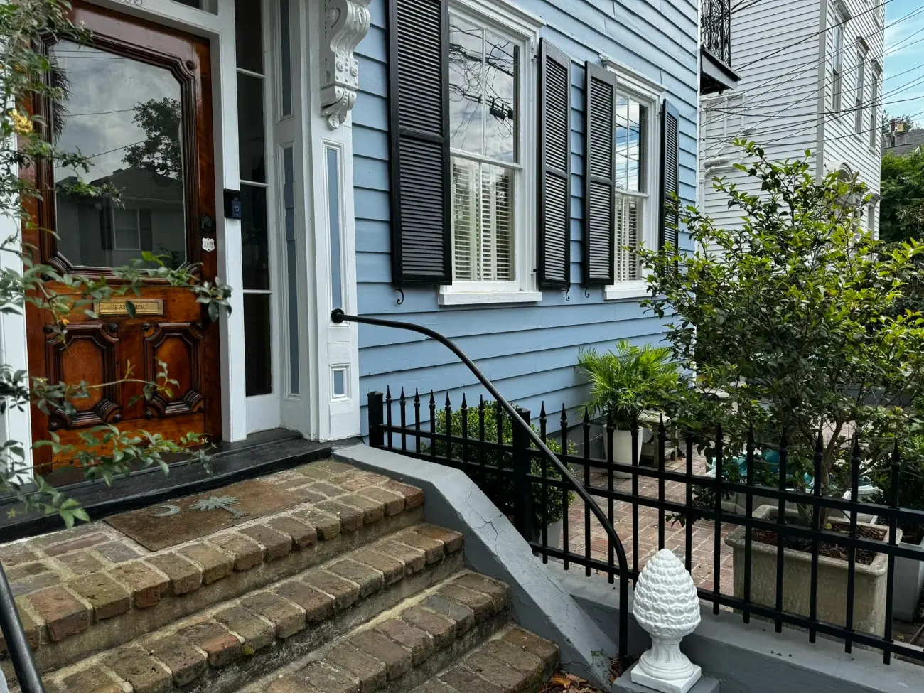 Charleston property entrance